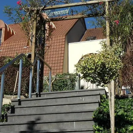 Szálloda Restaurant De Kommel 3*