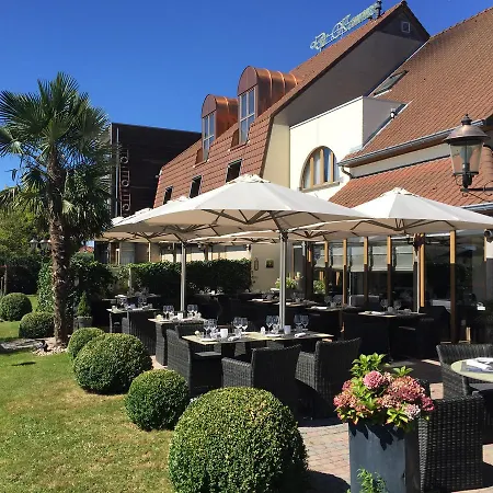 Szálloda Restaurant De Kommel