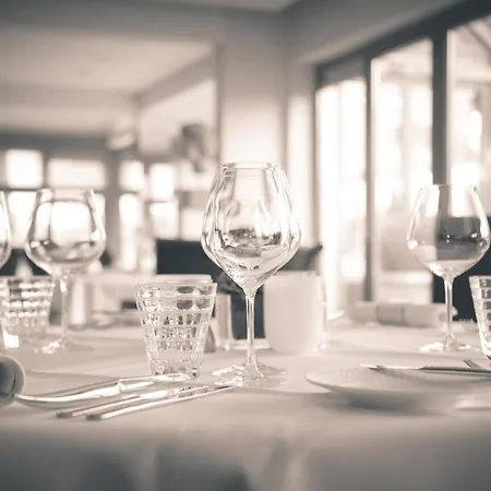 Restaurant De Kommel Hotel 3*